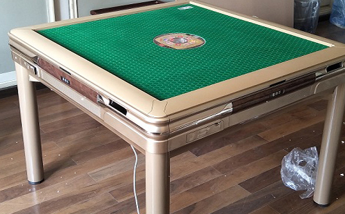 棋牌室洛隆洛隆麻将机实拍展示